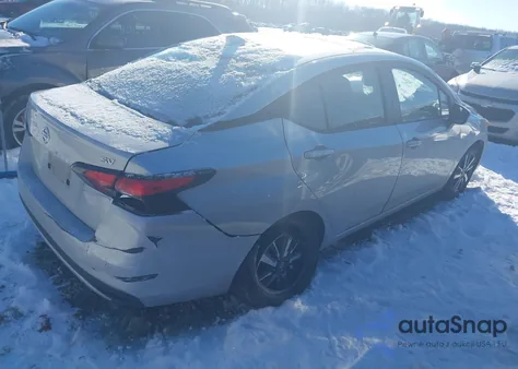 2021 Nissan Versa z USA, uszkodzony, nr VIN 3N1CN8EV2ML884469